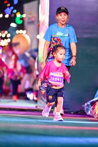 BIB: 16241
                            <button type="button" onclick="openModal(24689119)" class="btn btn-primary btn-sm float-right btn-popup" data-toggle="modal" data-target=".modal-high-quality">
                        <i class="fas fa-shopping-cart"></i> Add to Cart
                    </button>
                                            <button type="button" onclick="isThisMe(24689119, true)" class="btn btn-success btn-sm float-right btn-popup btn-isme hidden" data-toggle="tooltip" data-placement="bottom" title="นี่คือรูปของคุณใช่ไหม คลิกที่นี่เพื่อเอาเข้าอัลบั้ม">
                        <i class="fas fa-plus"></i> Add to album
                    </button>
                    <button type="button" onclick="isThisMe(24689119, false)" class="btn btn-warning btn-sm float-right btn-popup btn-isnotme hidden">
                        <i class="fas fa-ban"></i> Remove from album
                    </button>